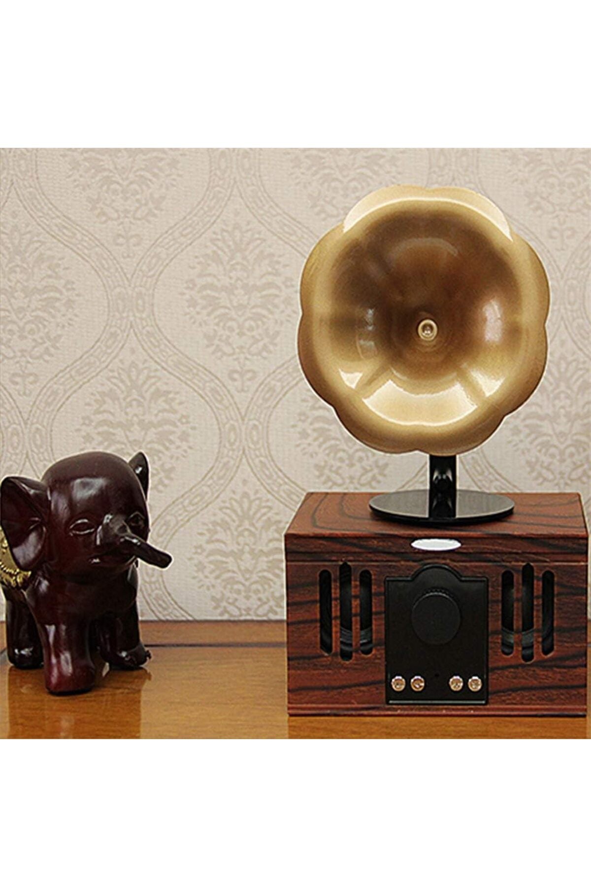 DLC Retro Speaker Bluetooth, FM/AM Radio, USB/Memory, Portable, Wireless, Audio DLC 32249B