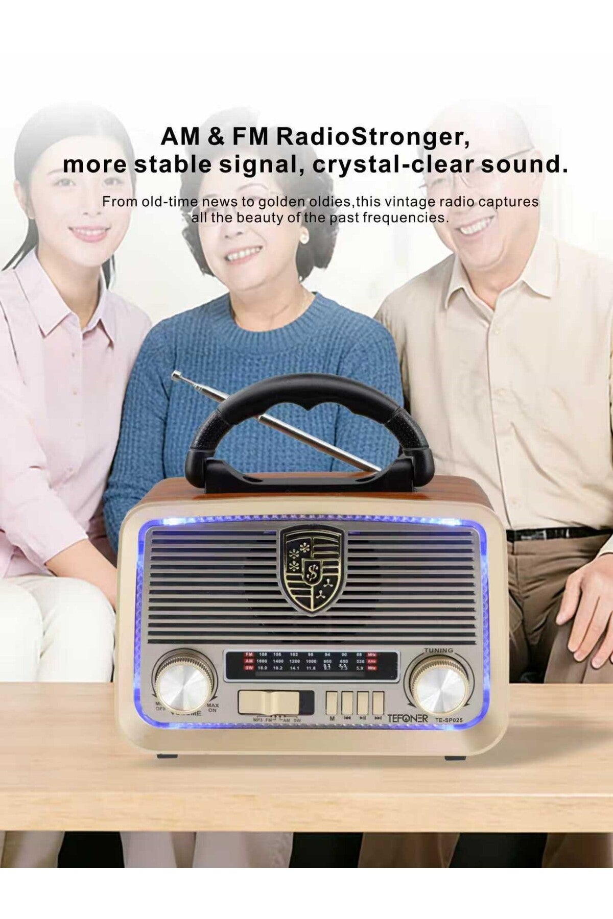 Vintage TE-SP025 radio with flashlight. Portable mini electric FM/AM radio. Electric radio with USB and memory card slots.